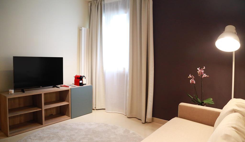 Velvet Rooms 博尔迪盖拉 外观 照片